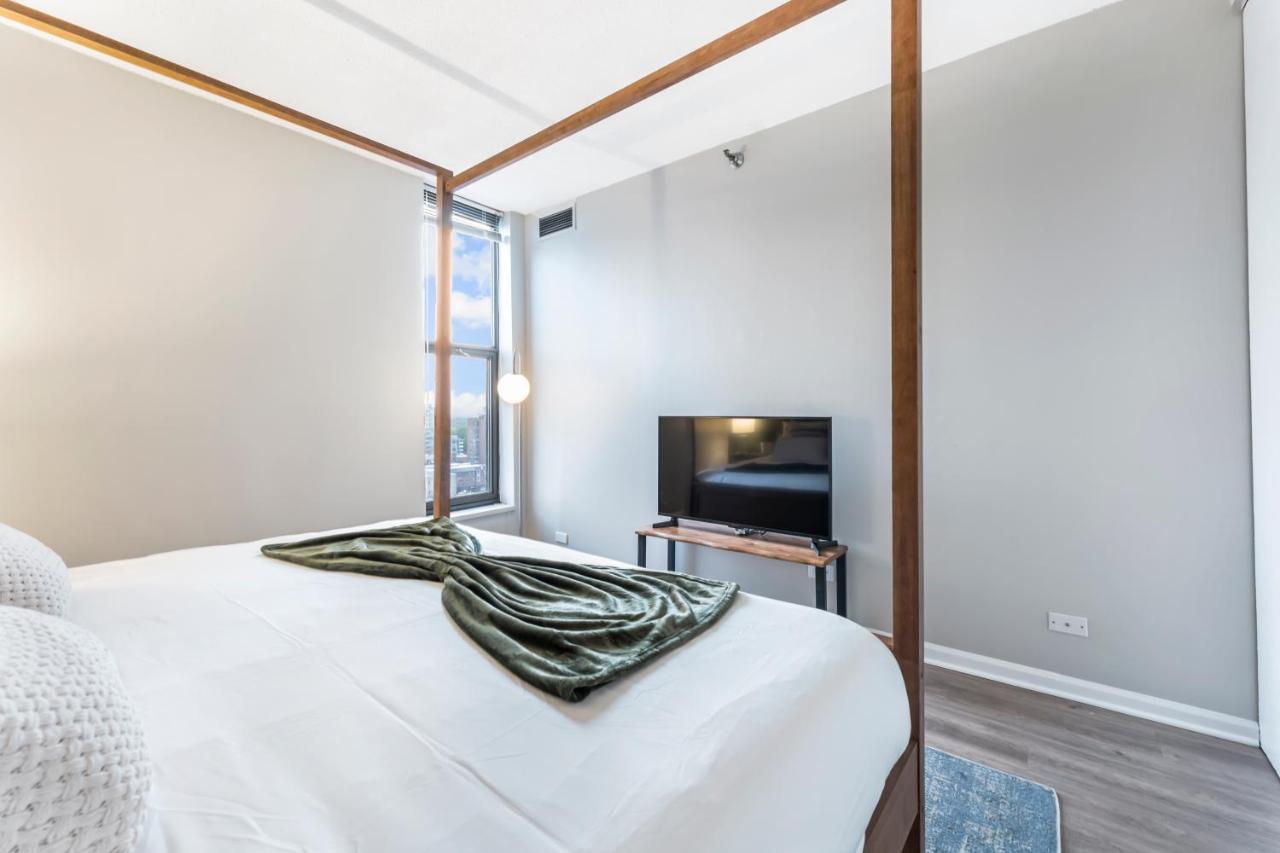 Downtown King Bed Rooftop Fitness Center Flr View Holiday home